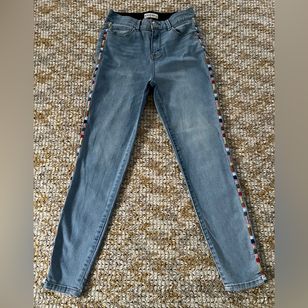 Knox Rose, embroidered skinny jeans, multicolor, light wash, womens size 6